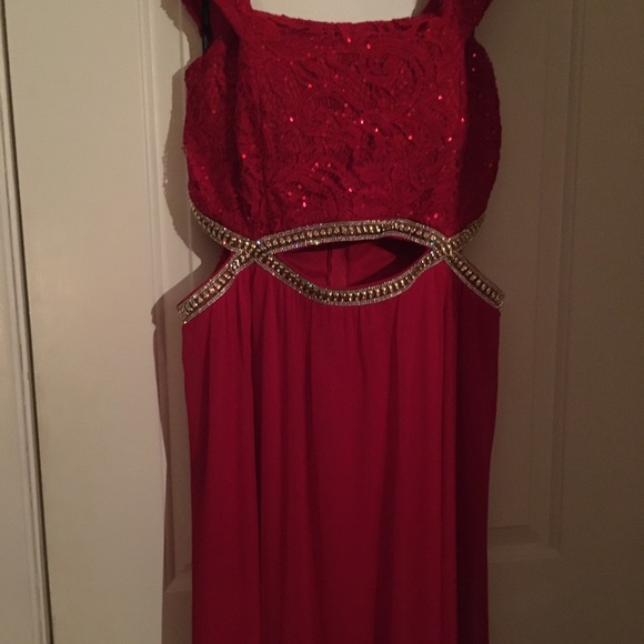Speechless prom dress! Worn once! - Picture 4 of 4